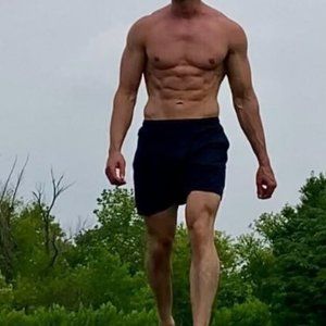 Meet your Posher, RE